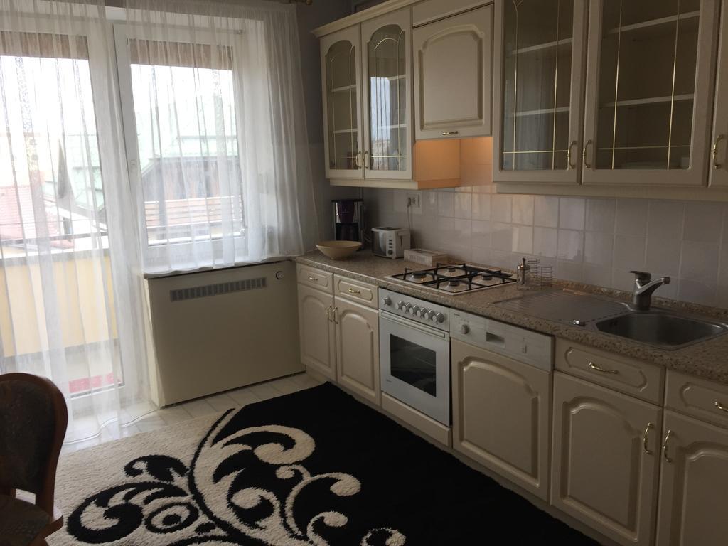 Kiem Premium Apartments Braşov Exteriör bild