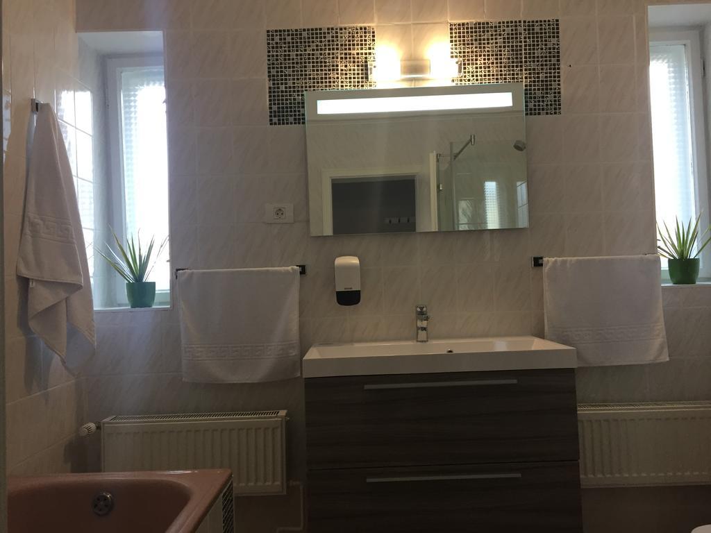 Kiem Premium Apartments Braşov Exteriör bild