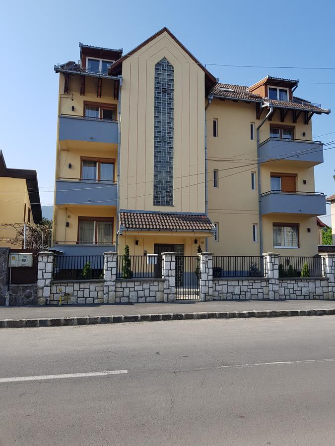 Kiem Premium Apartments Braşov Exteriör bild